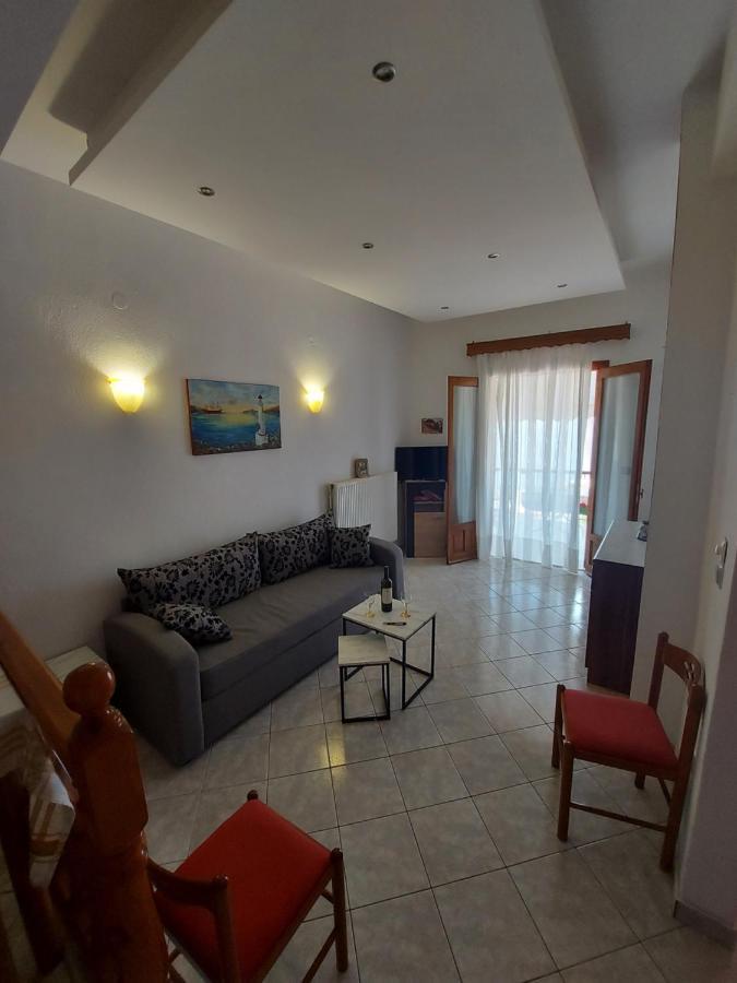 George'S Apartment Loutraki  Екстер'єр фото